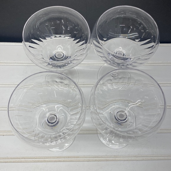 Niels Roadster 10-Oz. Etched Coupe Glass Set of Four - Picture 5 of 17